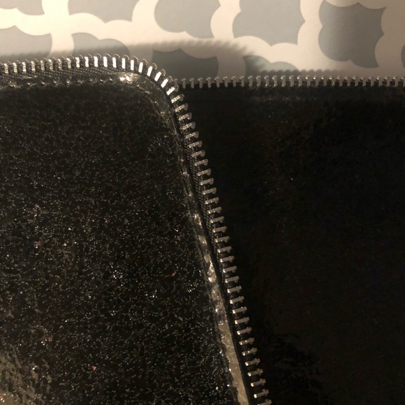 Sleek & Edgy Envelope Clutch in Graphite Black/Grey & Silver Metal - Picture 2 of 7